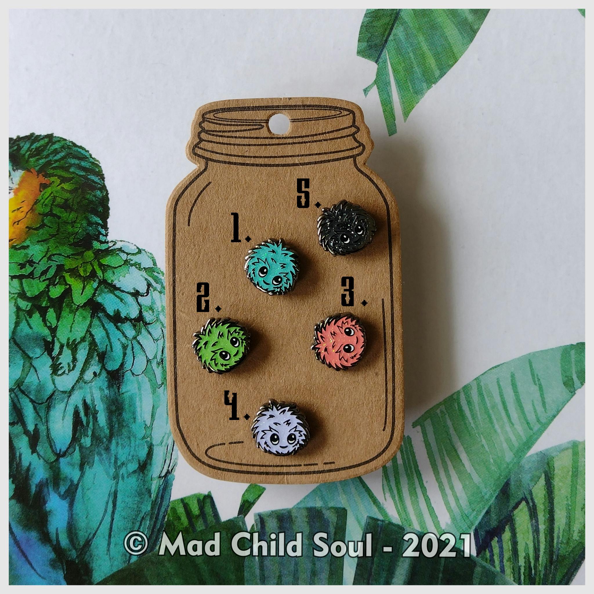 1x MINI PIN: Adorafluffy (Light Red)