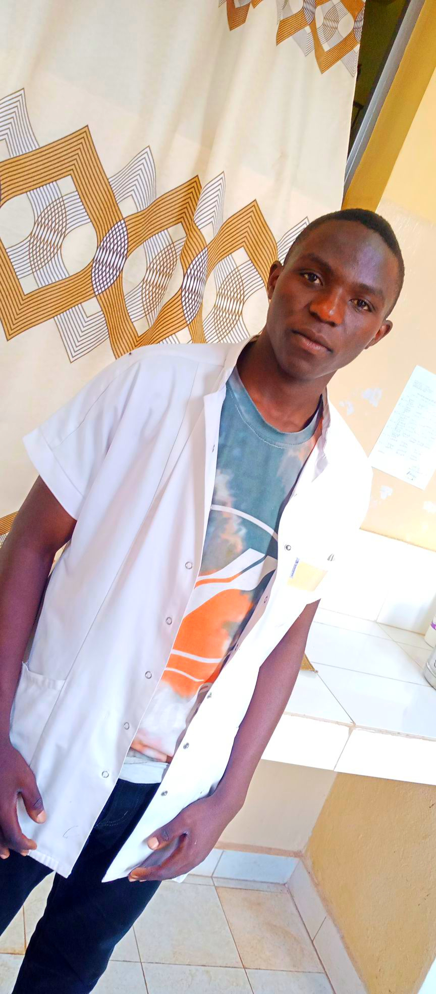 user avatar image for Ndihokubwayo Omar