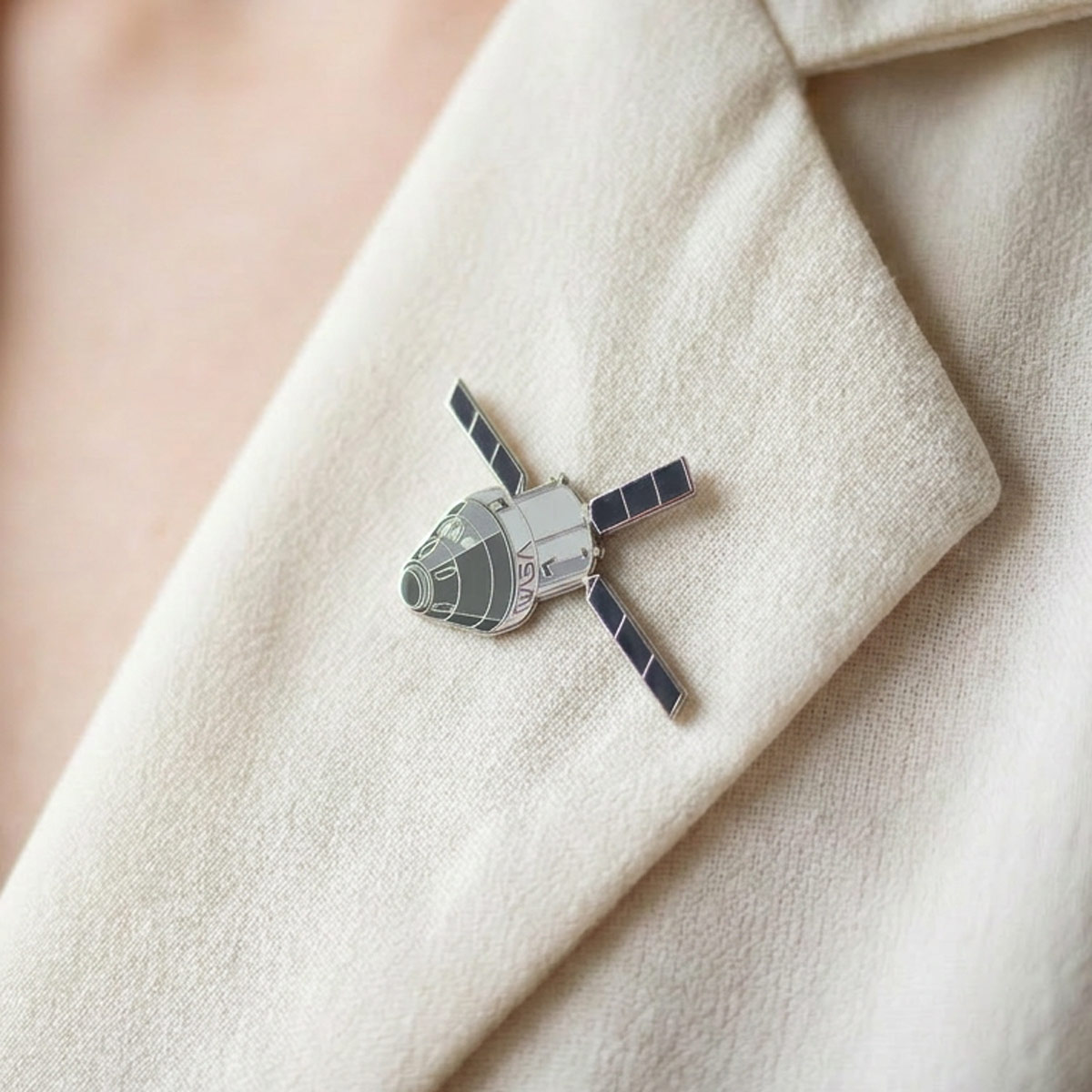 Artemis Orion Vehicle Only Pin