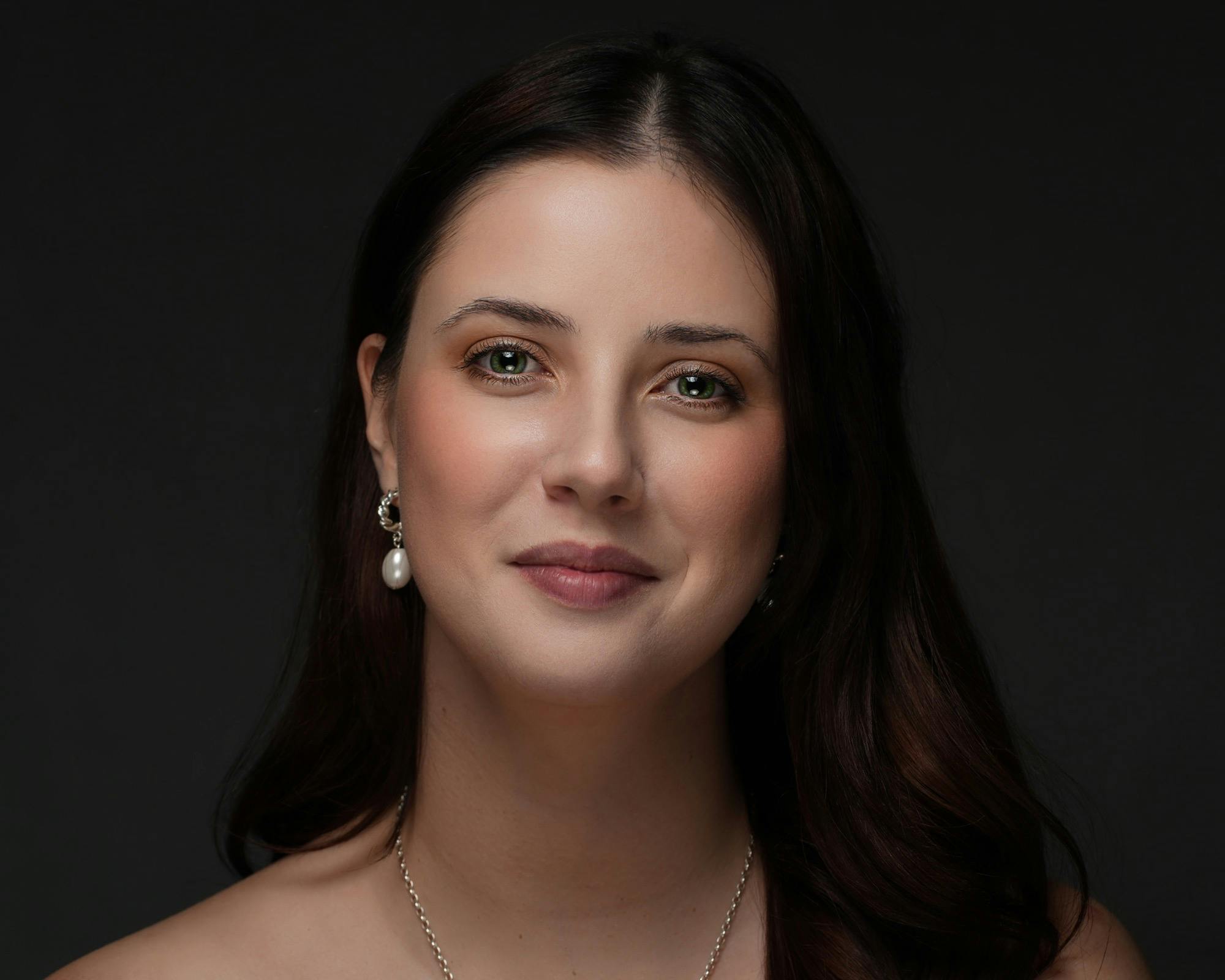 user avatar image for RHIANNON HILTON