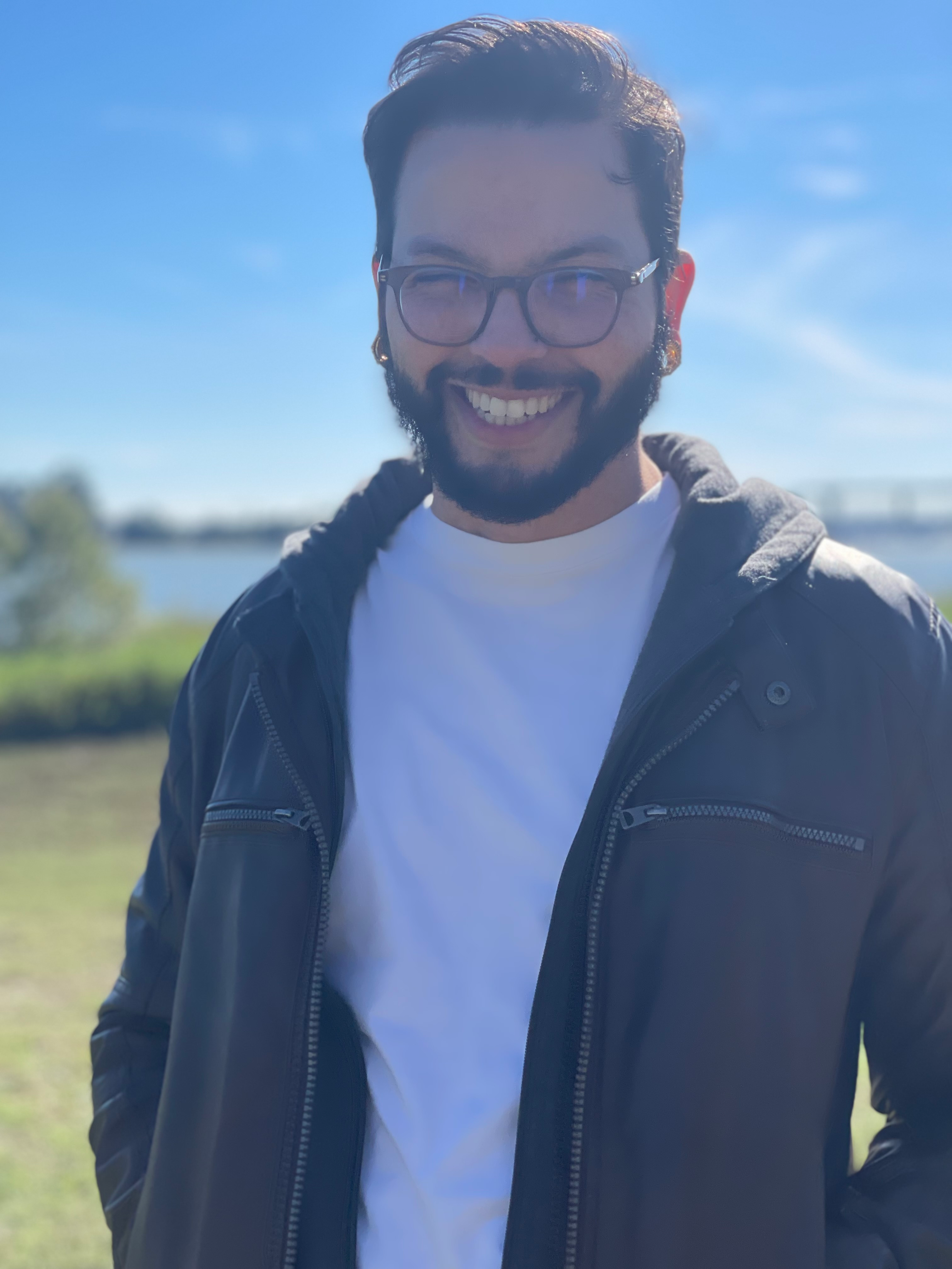 user avatar image for Fernando Fernandez