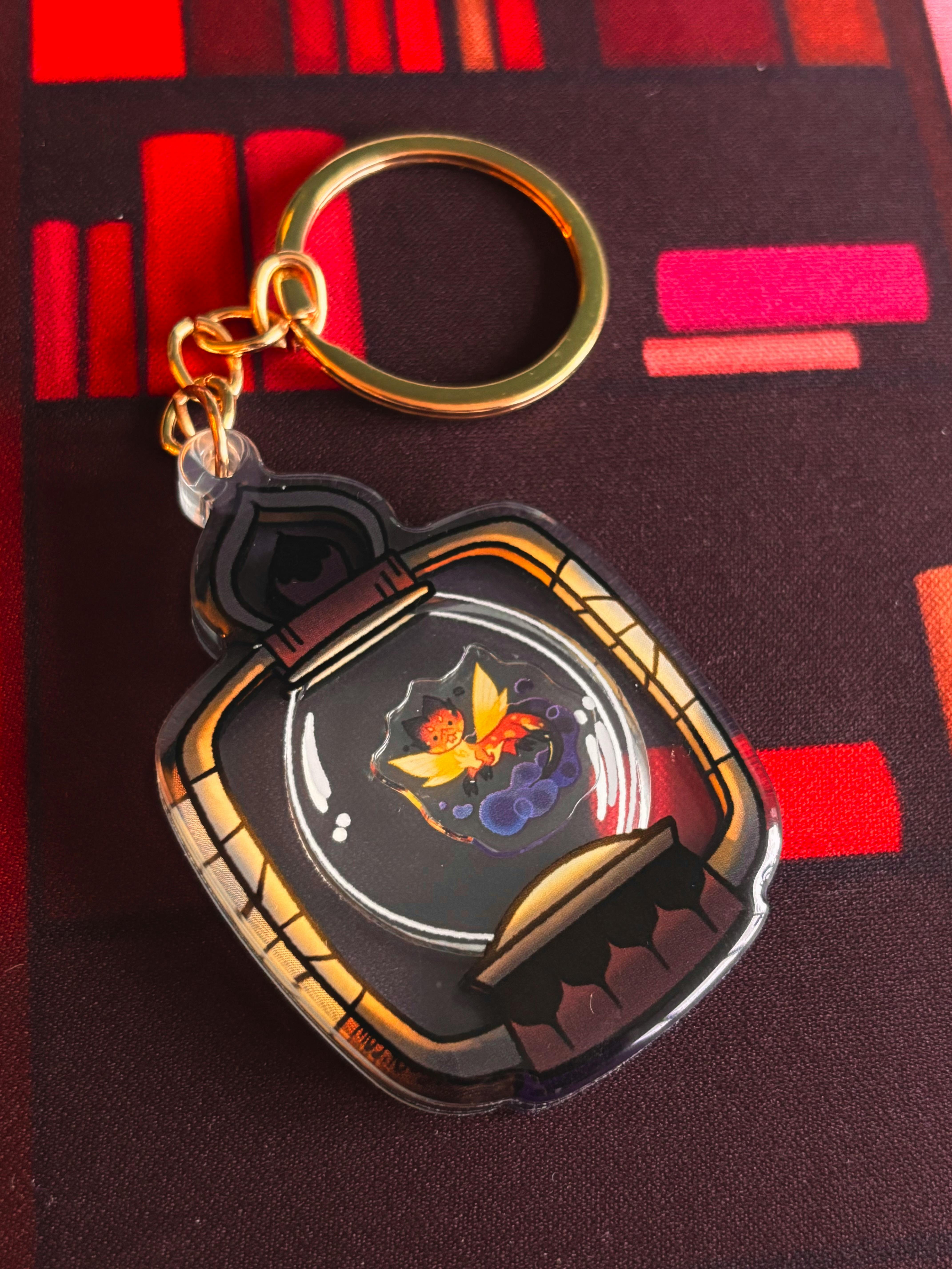 Plumed Skimmer Lamp Shaker Charm