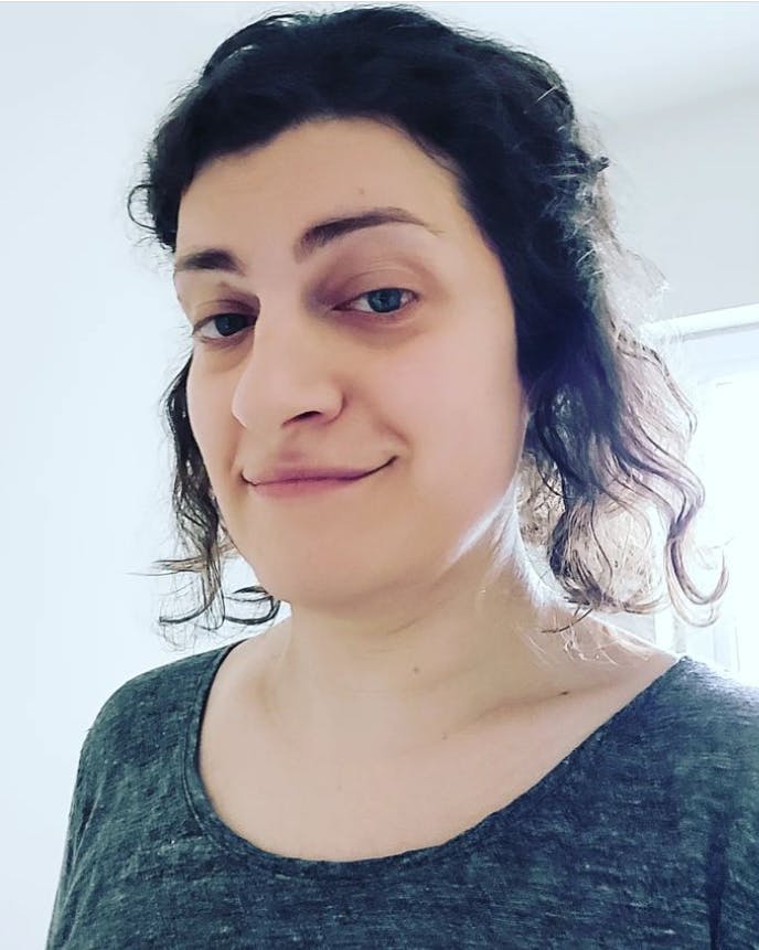 user avatar image for Luana