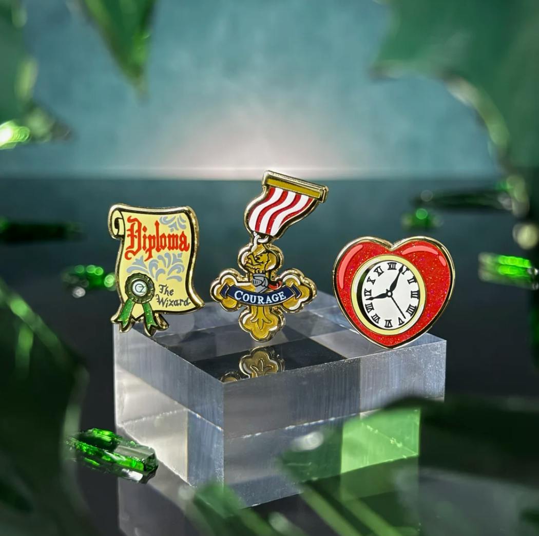 (O&T) Wizard Gift Pins