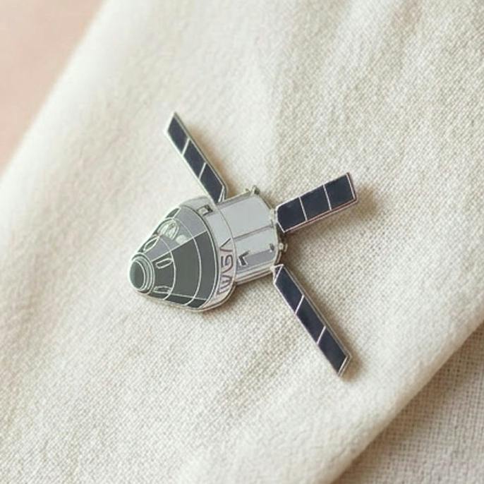 Artemis Orion Vehicle Enamel Pin