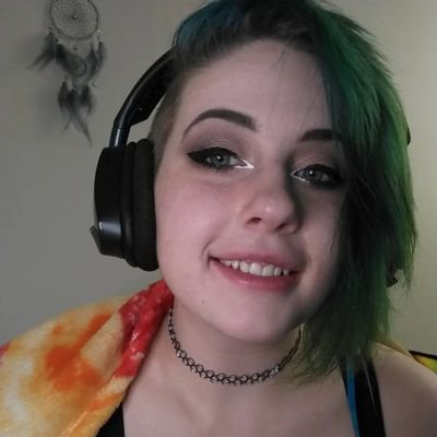 user avatar image for Lizzuh