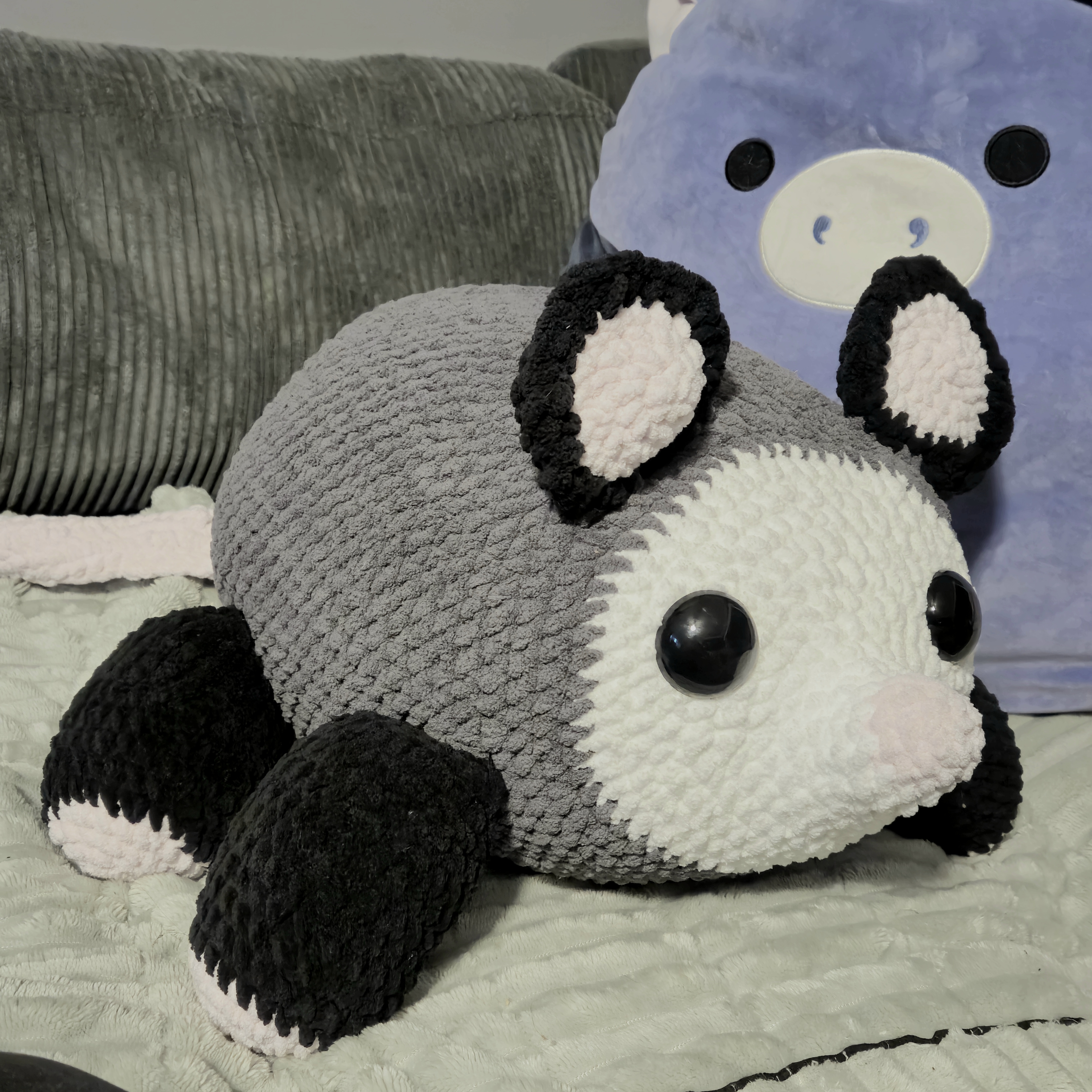MEGA XL Weighted Opossum