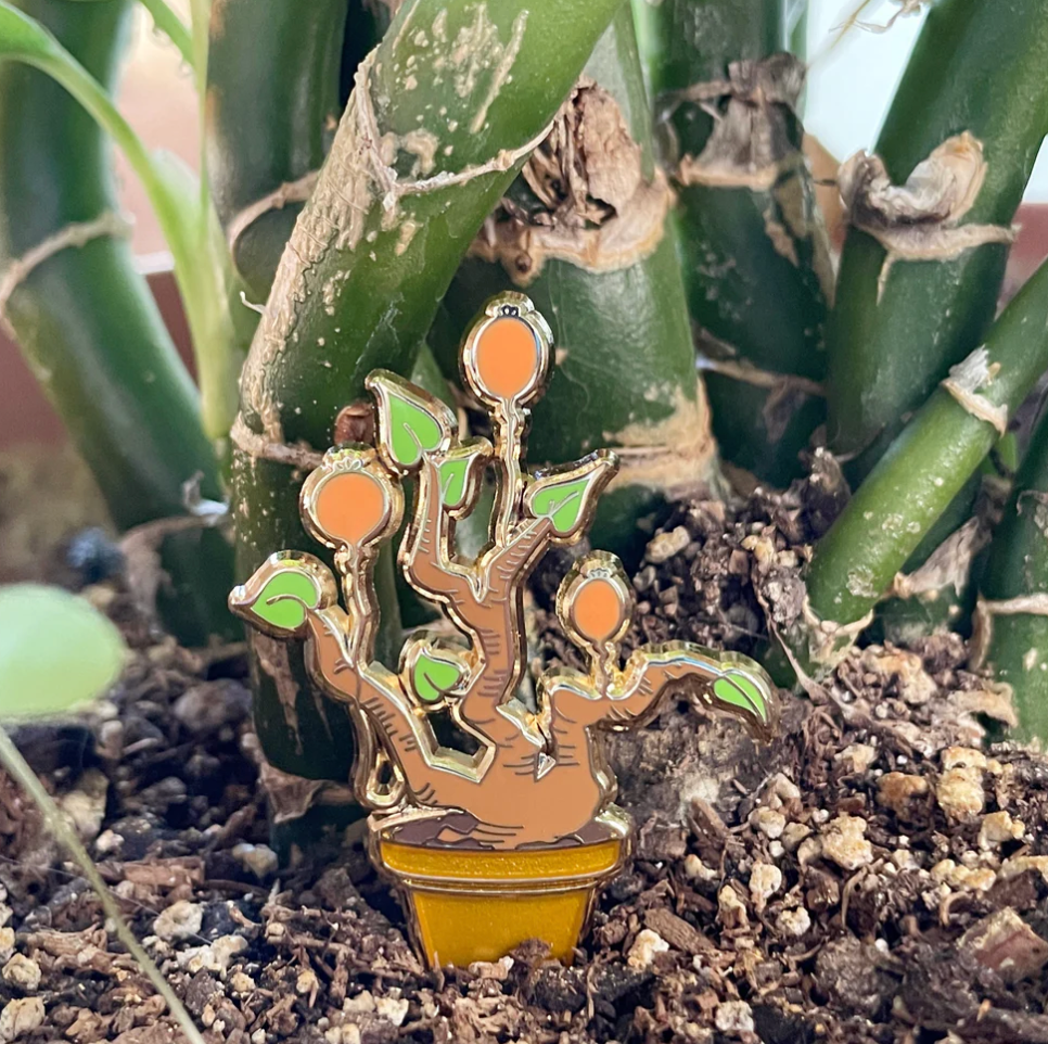 Nitro Plum Plant Pin