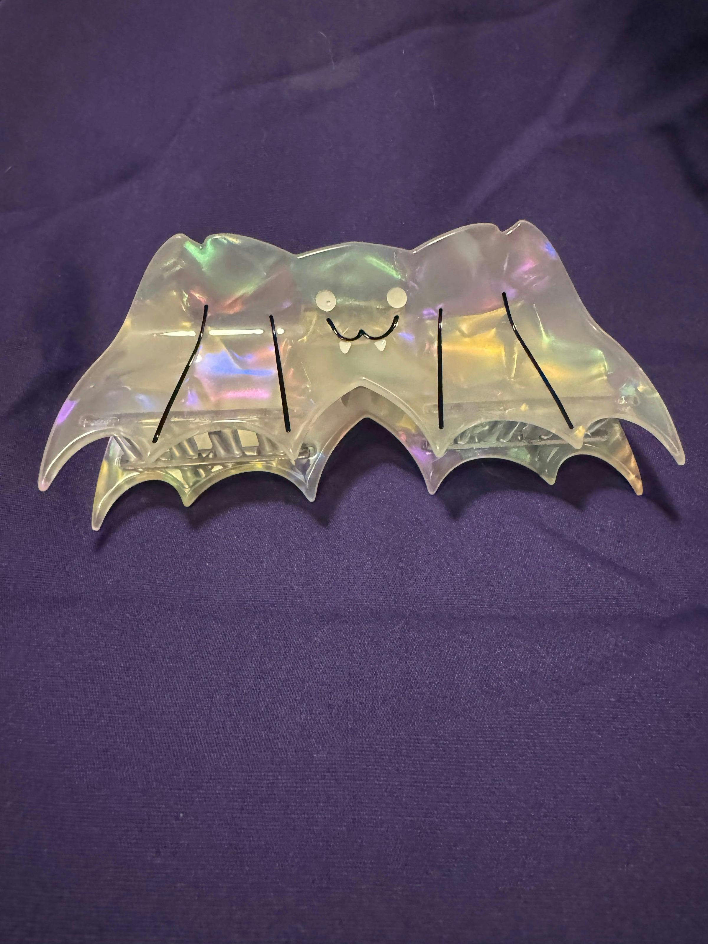 Bat Hair Claw (White)