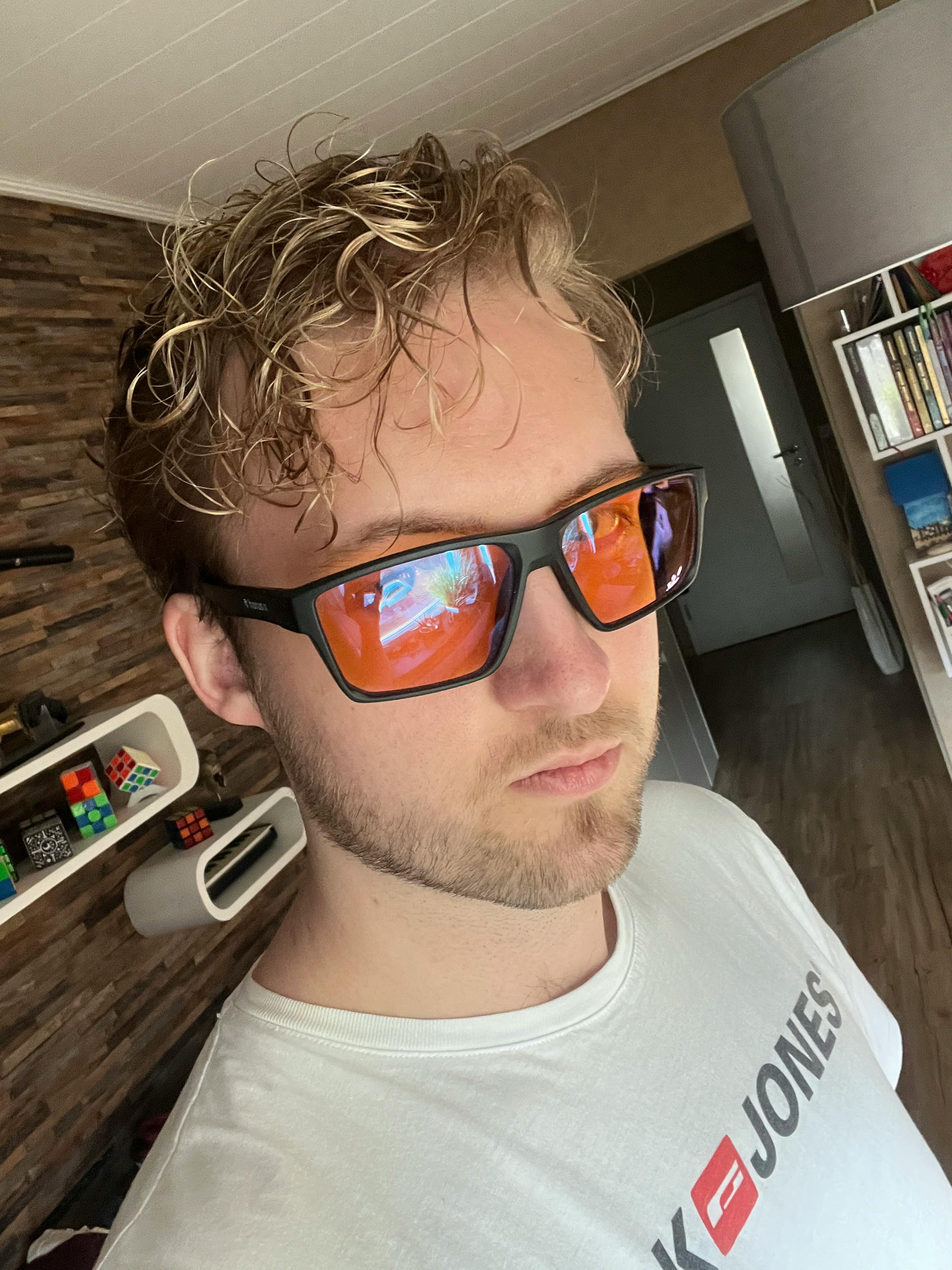 user avatar image for madkomusic