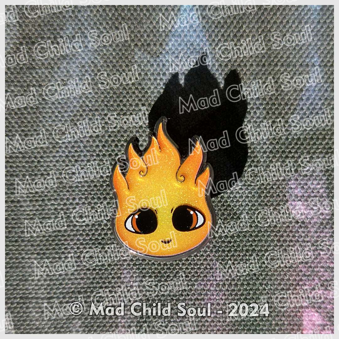 1x MINI PIN : Fire Spirit (Orange)