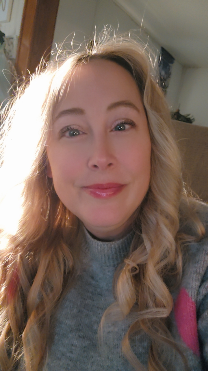 user avatar image for Amy Hall