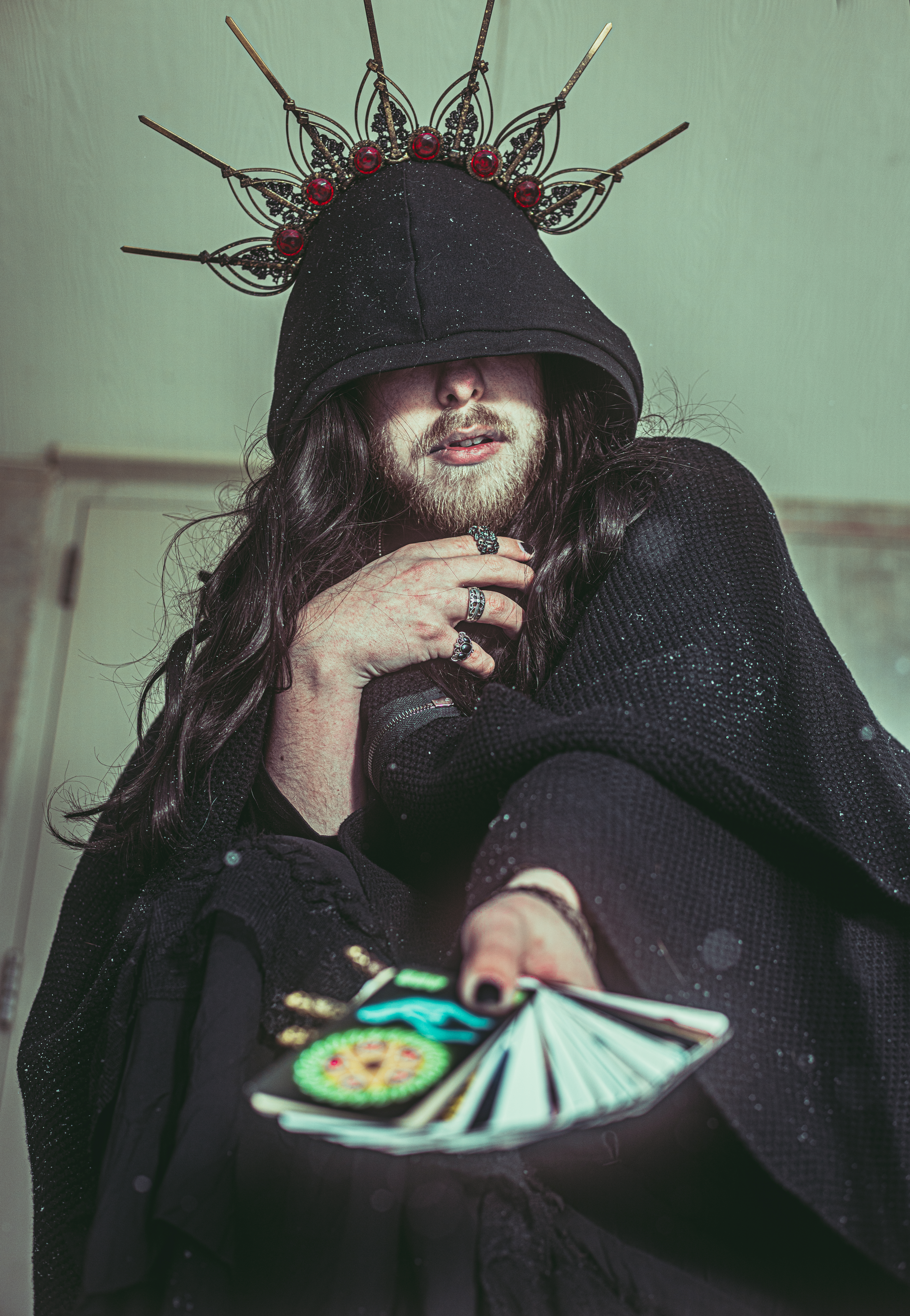 The Crowned Oracle, Giving (3)