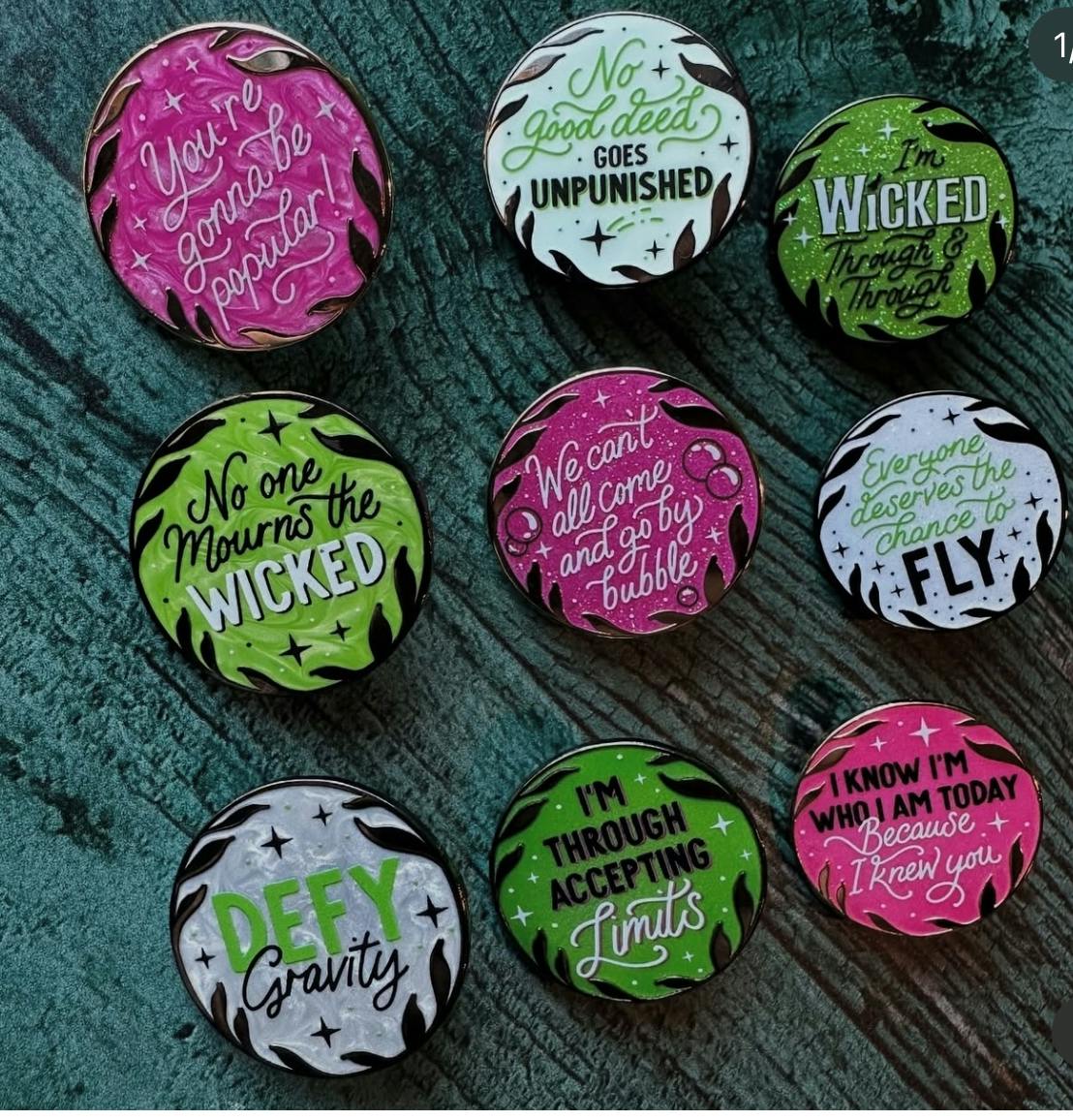 Wicked quotes 3 pin blind pack