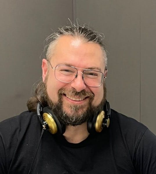 user avatar image for David Vicente