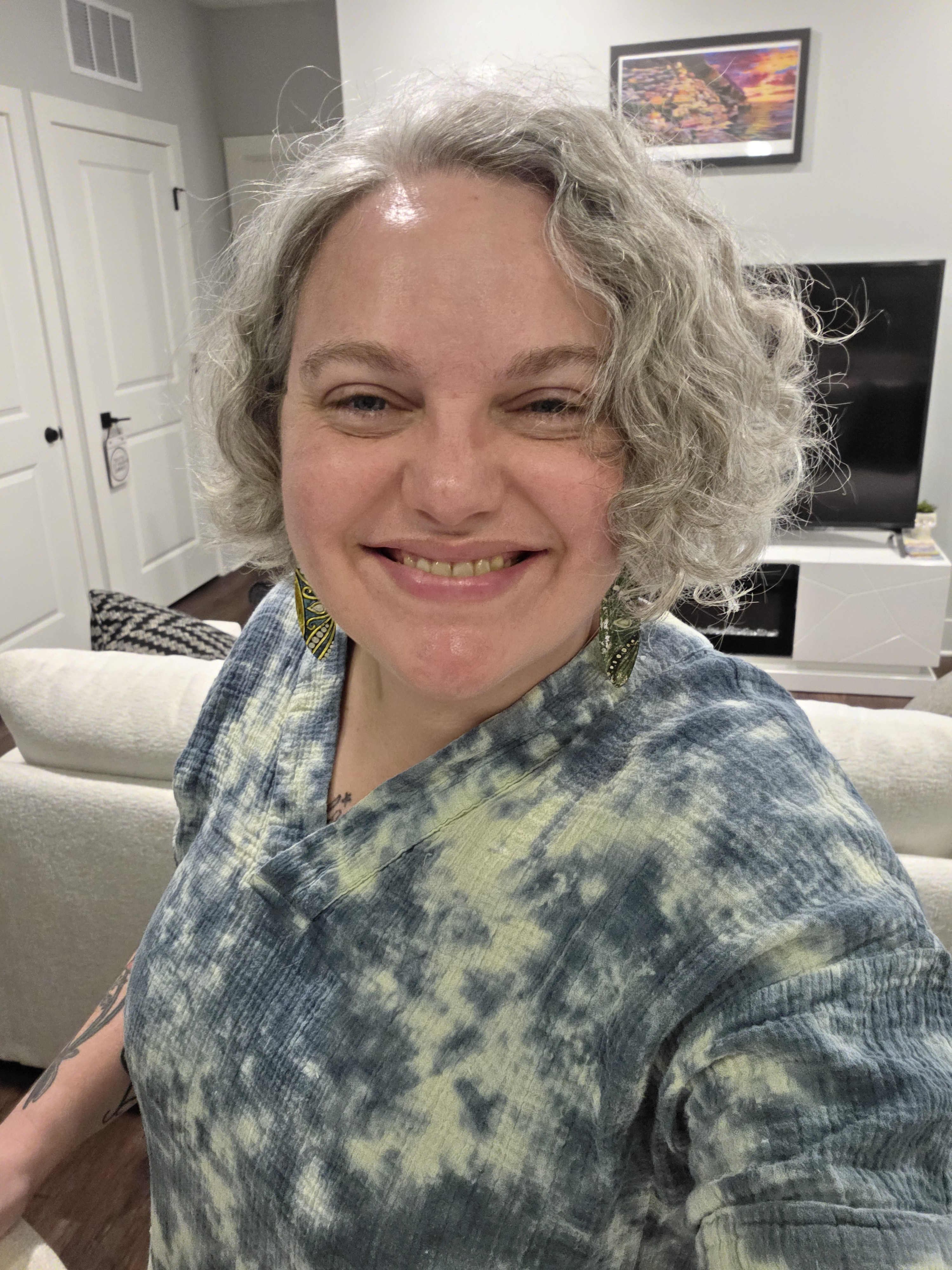 user avatar image for P0lyh0n3yb33 