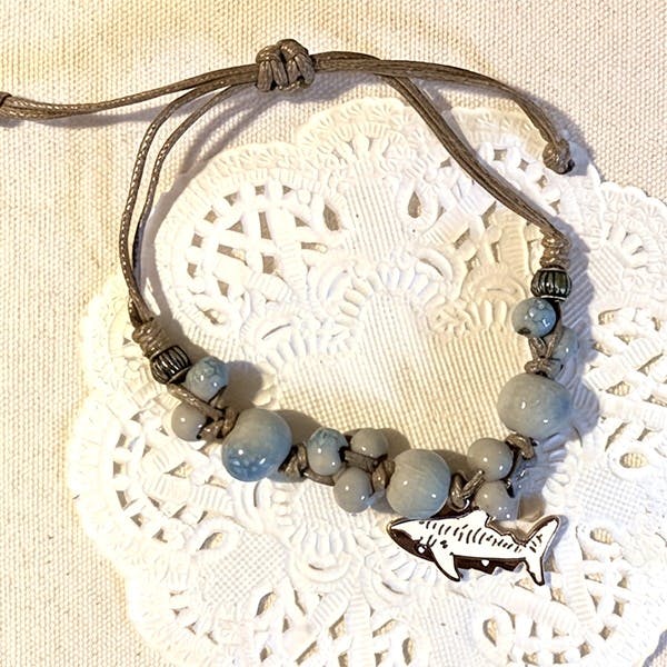 - limited hardcrafted ceramics bracelet -