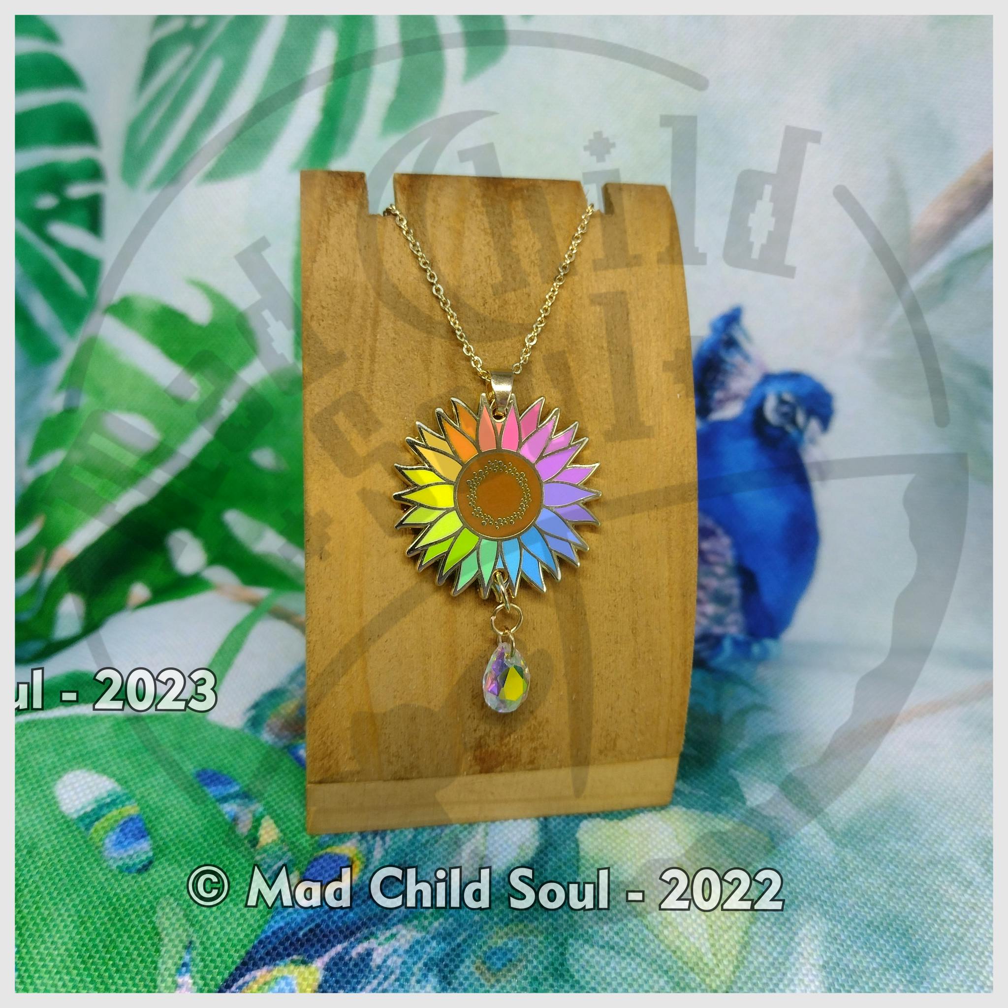 1x NECKLACE : Sunflower Rainbow (Transparent Drop)