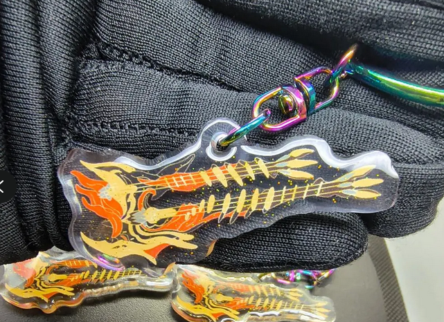 Warframe inspired lizzie keyring 
