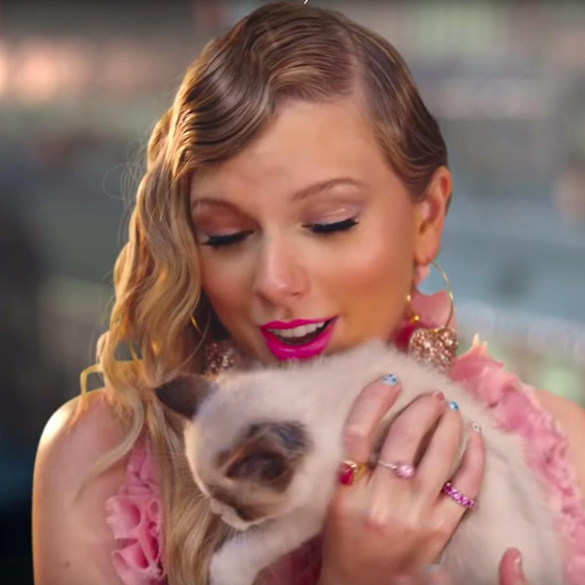 user avatar image for qxeenharley