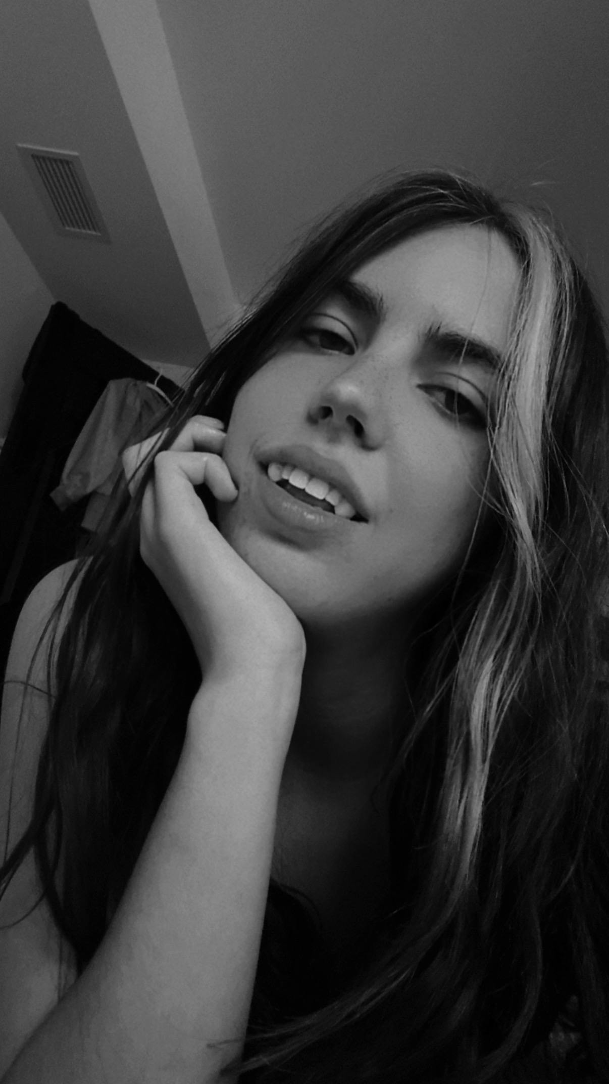 user avatar image for Luciana Pous
