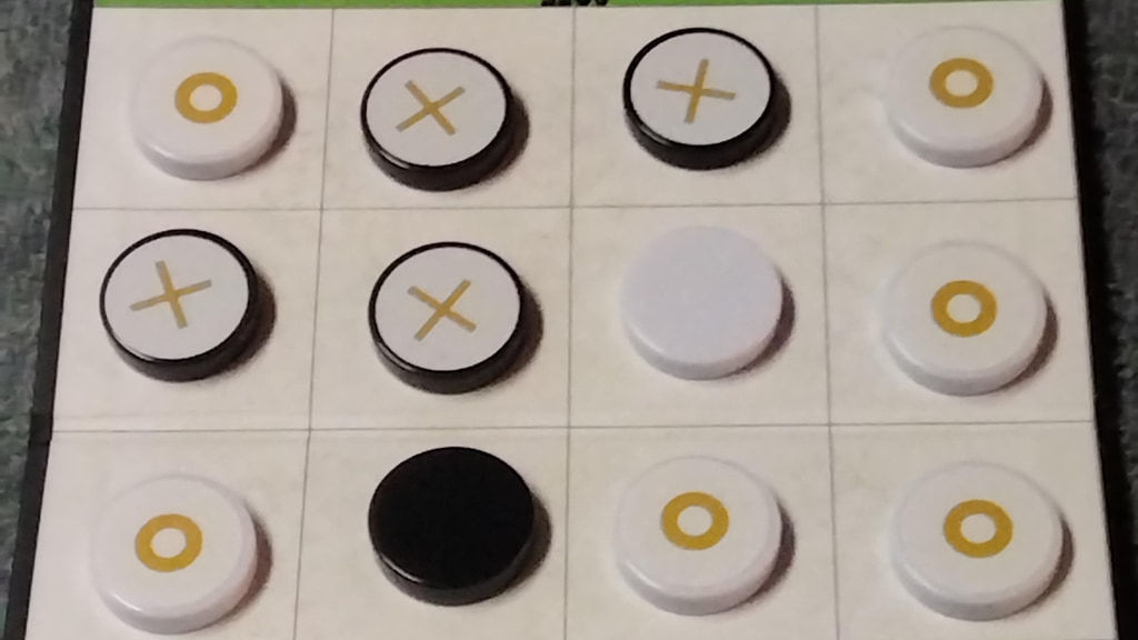 3OFF: The tic-tac-toe inspired game with a paradoxical twist