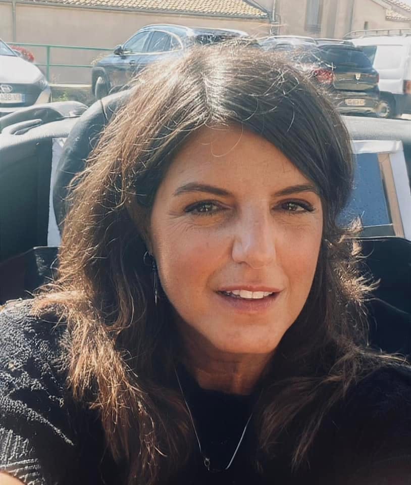 user avatar image for Véro Mckay