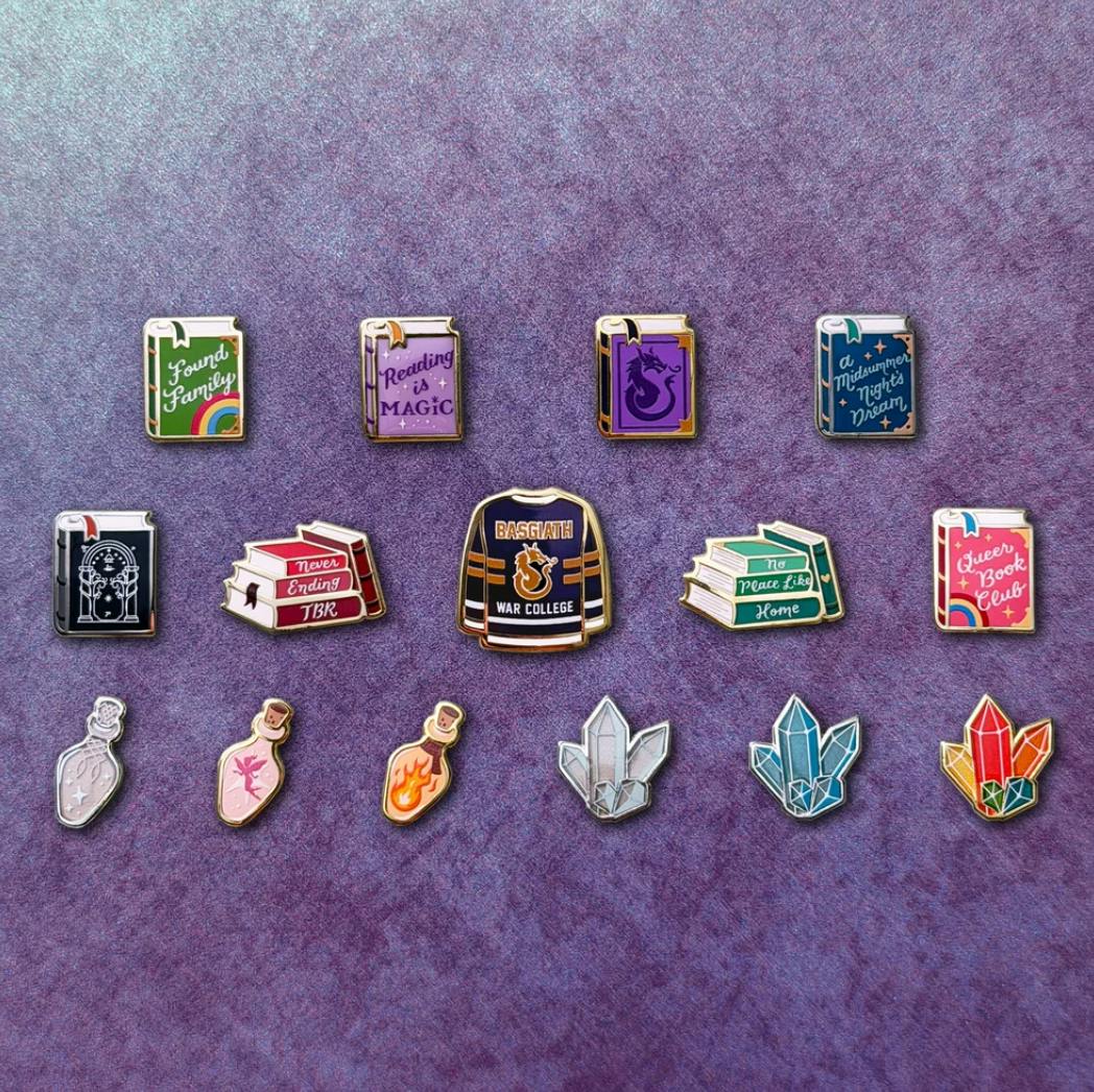 (O&T) Bookish Gacha Pins