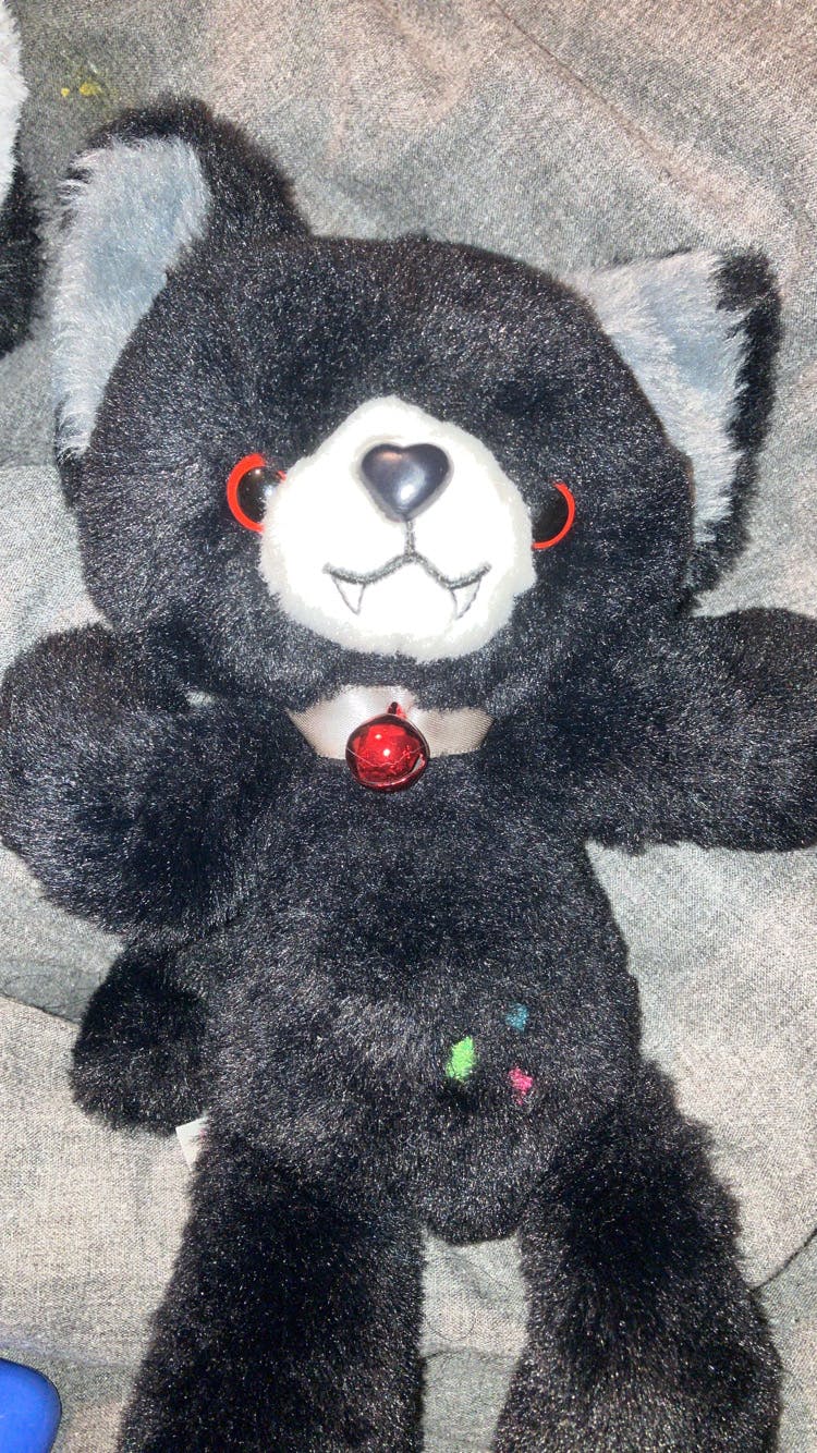 user avatar image for demi