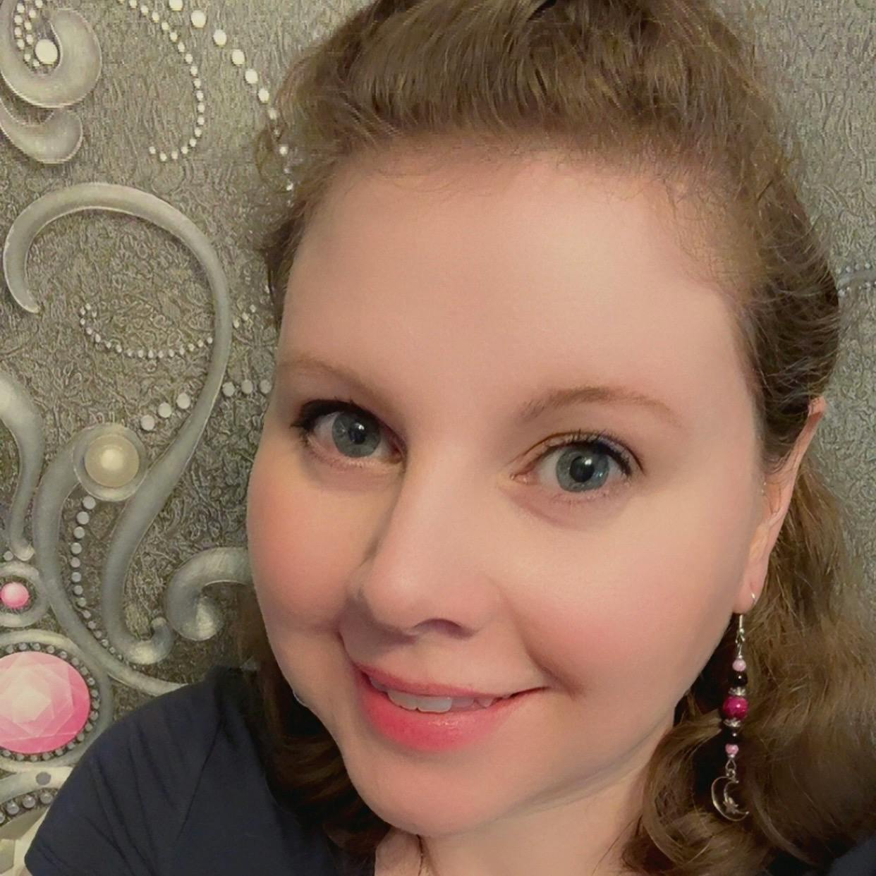 user avatar image for jellybeexo