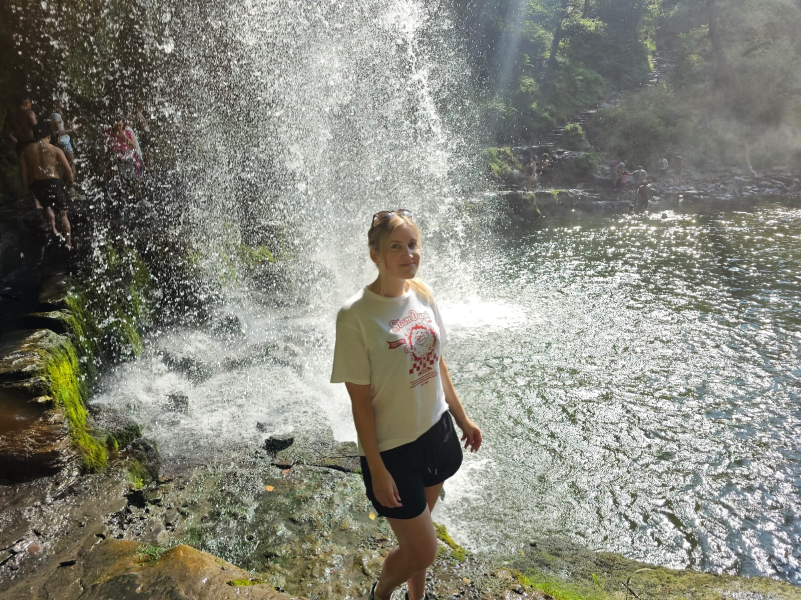 user avatar image for Addictedtobooks1990